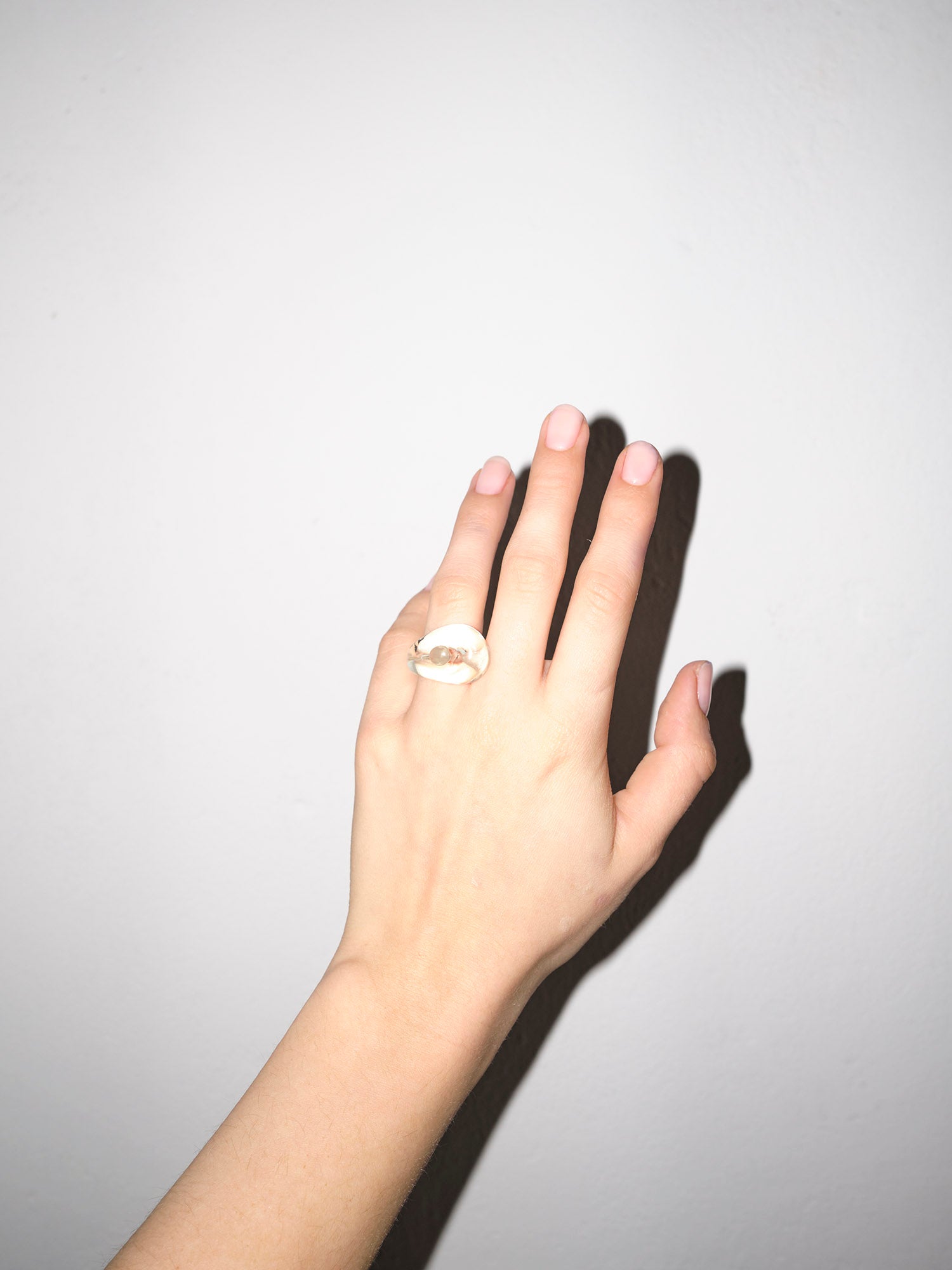 Circle of Y Chunky Resin Ring Clarissa | ODASSEY