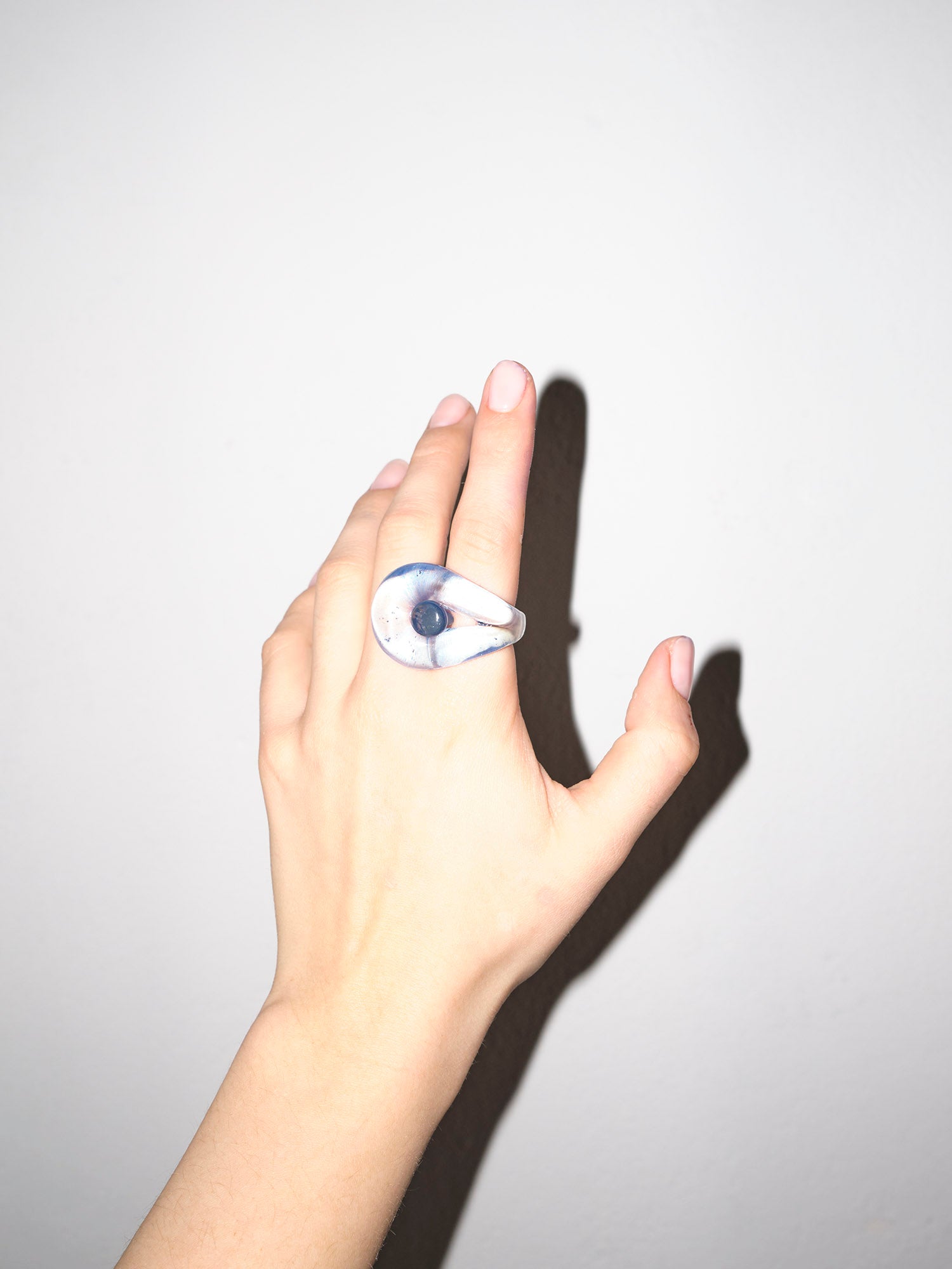 Circle of Y Chunky Resin Ring blues baby | ODASSEY