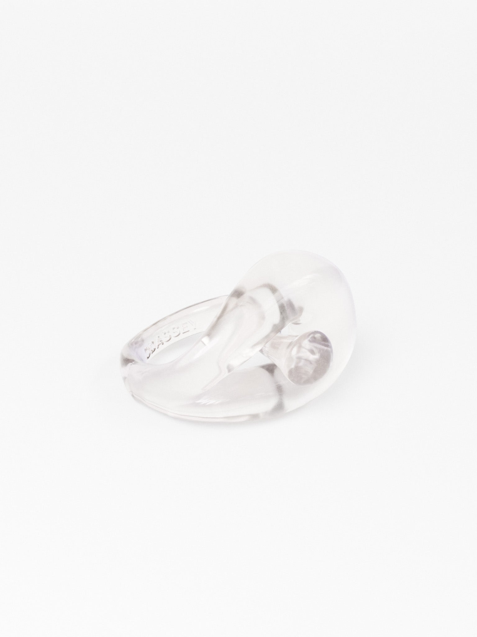 Circle of Y Chunky Resin Ring Clarissa | ODASSEY