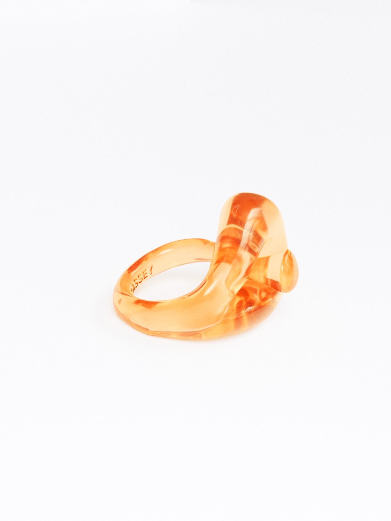 CIRCLE OF Y Chunky Resin Ring Clementine | ODASSEY